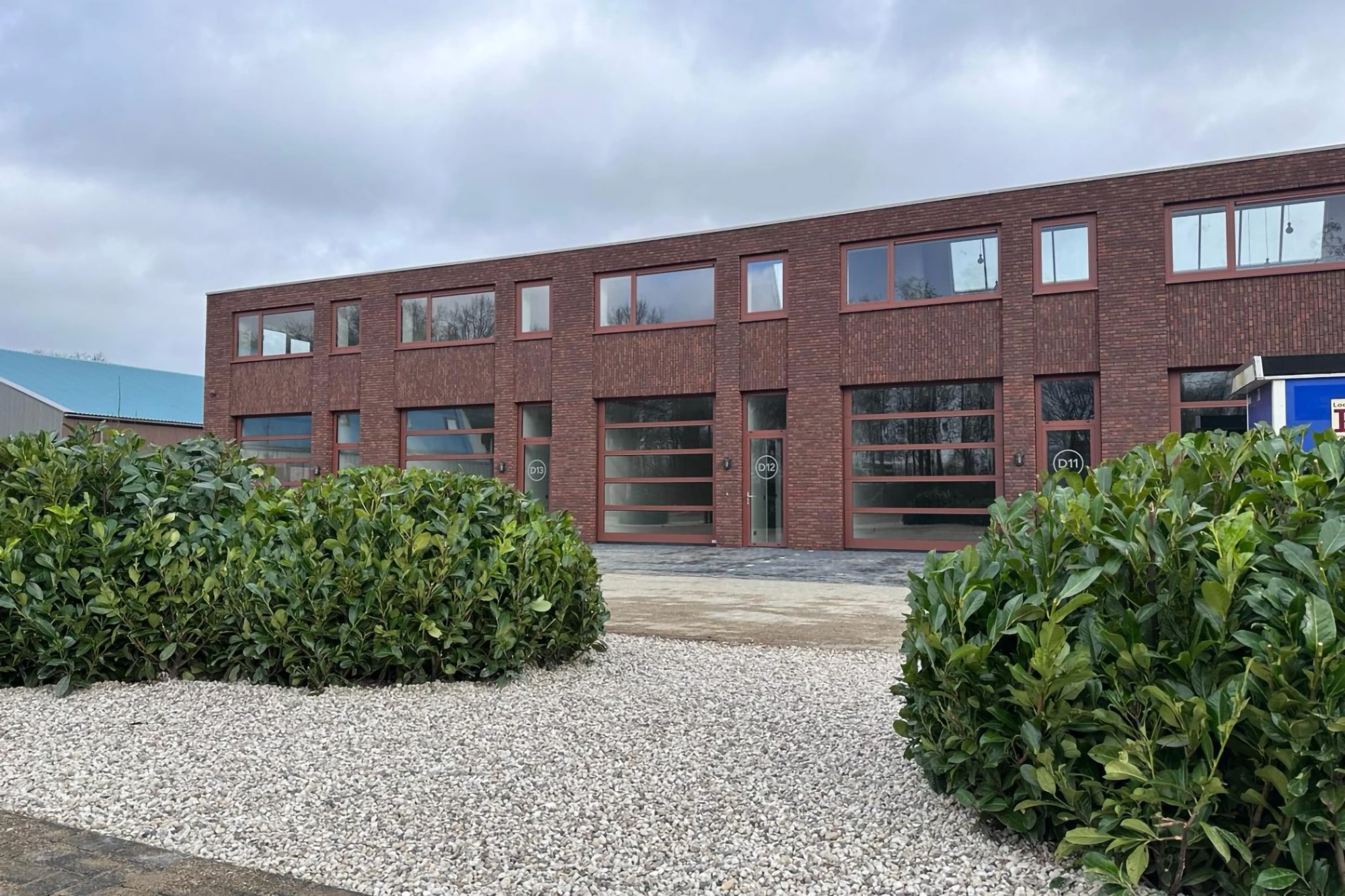 Overhead doors installed in Maarssen, Damm Deurentechiek, EMI Group